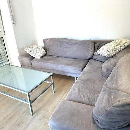 Grosses 2-zimmer Mit Tv, Wifi Apartment *